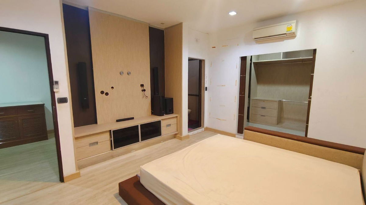 รูป ขายทาวน์เฮ้าส์ 31 ตร.วา หมู่บ้านชลาธร สาธุประดิษฐ์ 57 - รูปที่ 17/23