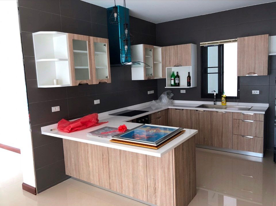 picture Three-story, 3-bedroom detached house for sale in Soi Sukhumvit 64/1, near near BTS Punnawithi Station - 7/17