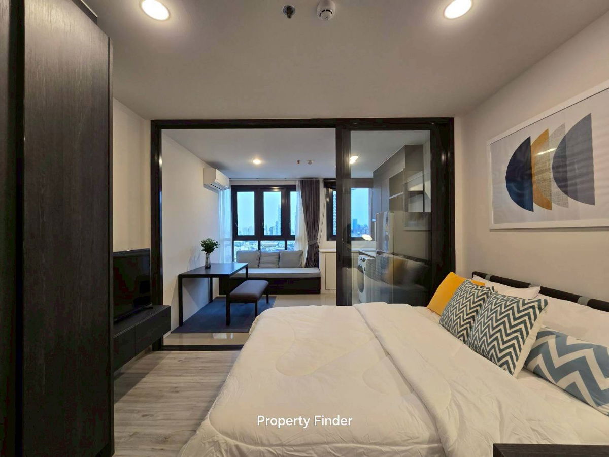 picture Condo for Rent : XT Huaikhwang  Schedule a viewing 👉 Line: @propertybkk1 - 8/16
