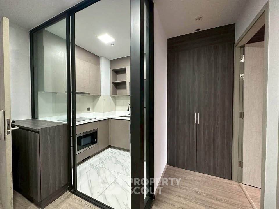 picture 2-BR Condo at Rhythm Ekkamai near BTS Ekkamai (ID 2224096) - 2/16