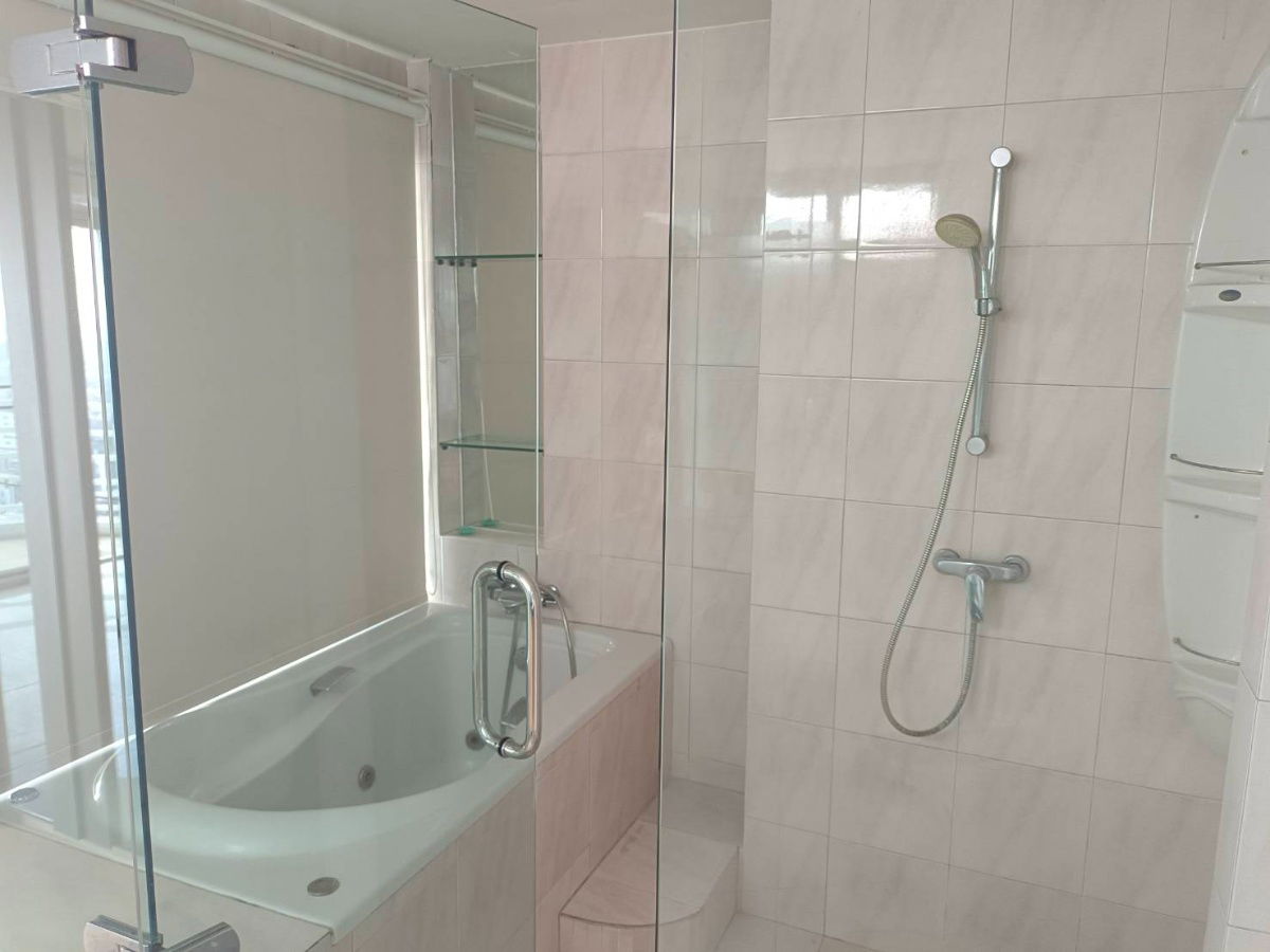 picture One-bedroom Condominium unit for Sale in NS Tower Bangna Condominium, near Central Bangna Department Store - 7/9