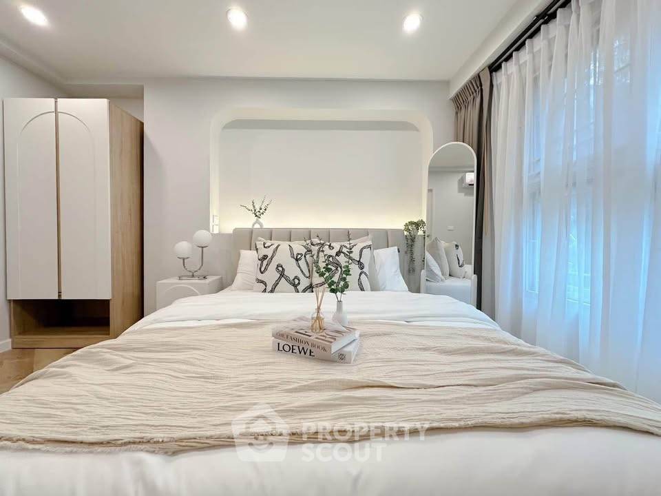 picture 2-BR Condo at Lumpini Park Vibhavadi-Chatuchak near MRT Chatuchak Park (ID 2219997) - 6/10
