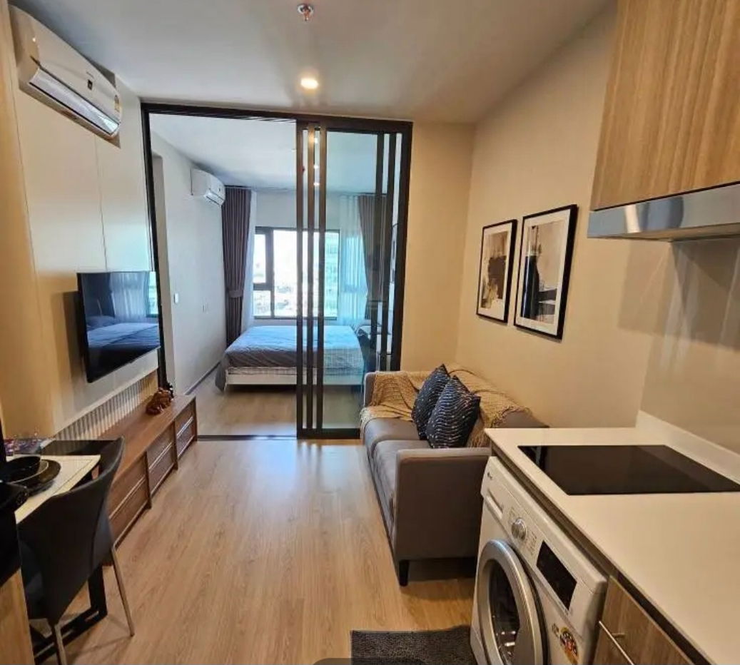 picture Condo For Rent // Life Rama4 - Asoke - 1/19
