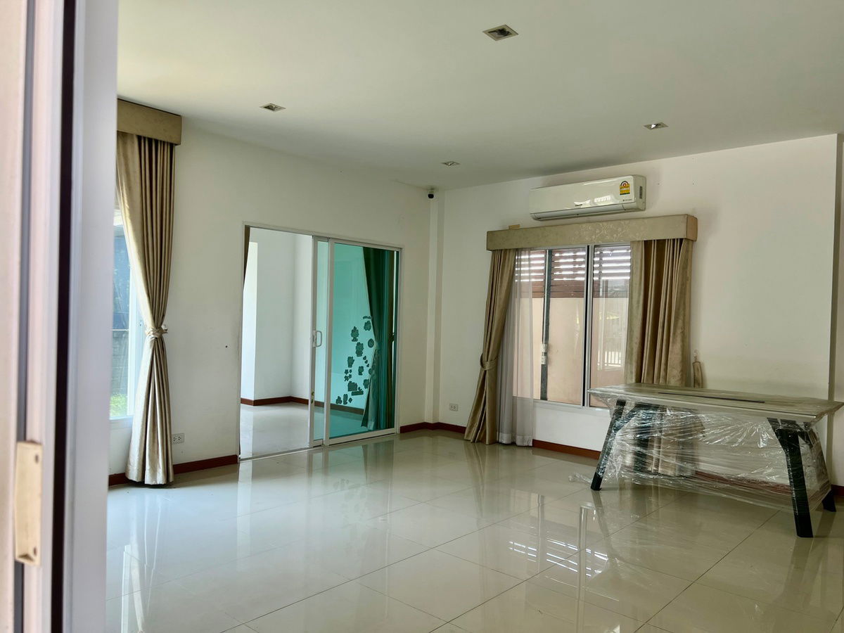 picture 🏡 Urgent Sale! Detached House at Casa Ville Bangna – Thepharak 🔥 Special Price – Re-listing After Reservation Canceled | Best Deal in the Project! - 4/43