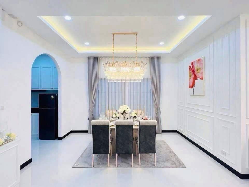 picture 2-storey detached house for sale near Sukhumvit Road, Pattaya, opposite the Pattaya Prosecutor's Court. - 9/13