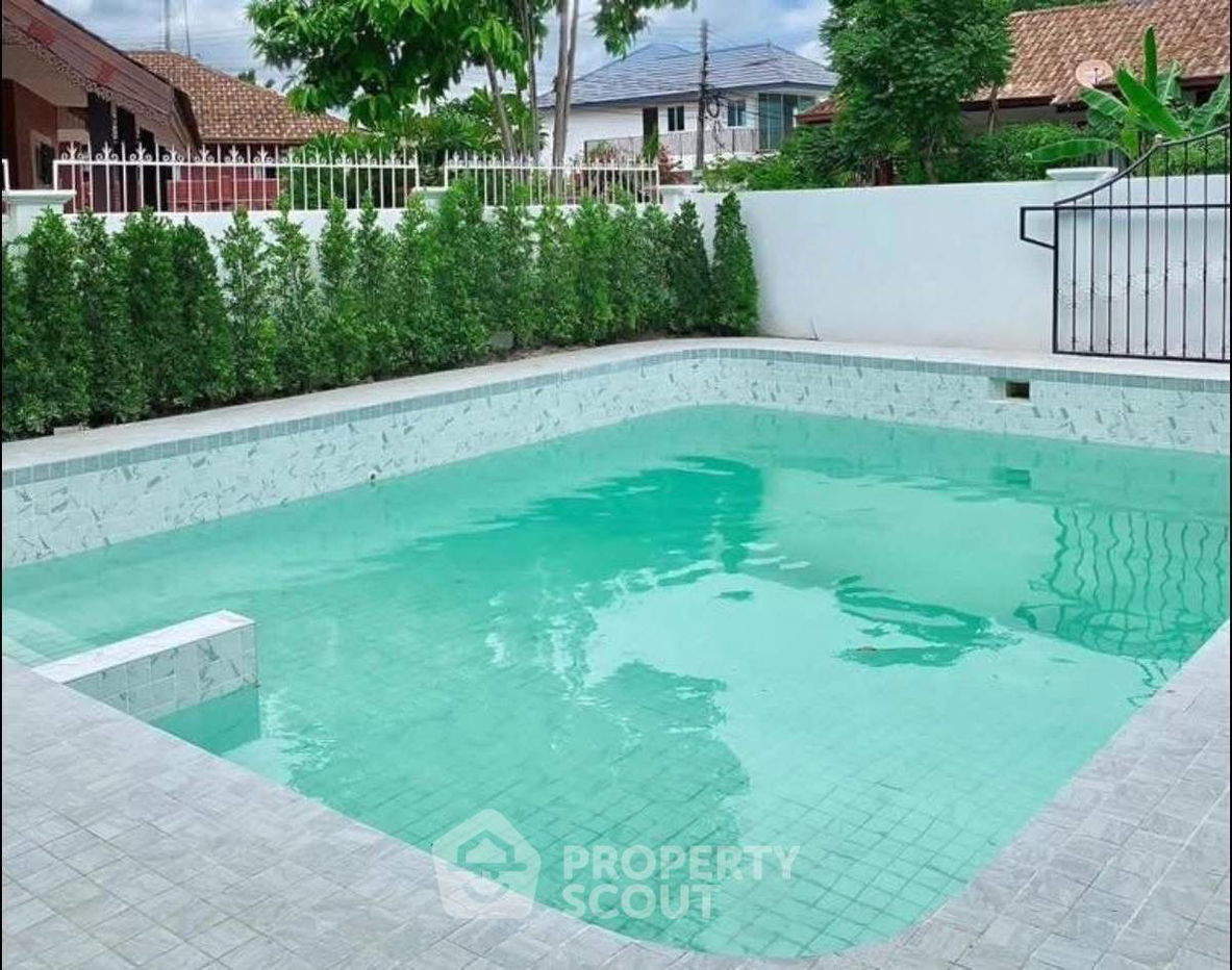 รูป บ้าน 5-ห้องนอน ใกล้ เมืองพัทยา (ID 2219438) - รูปที่ 11/12