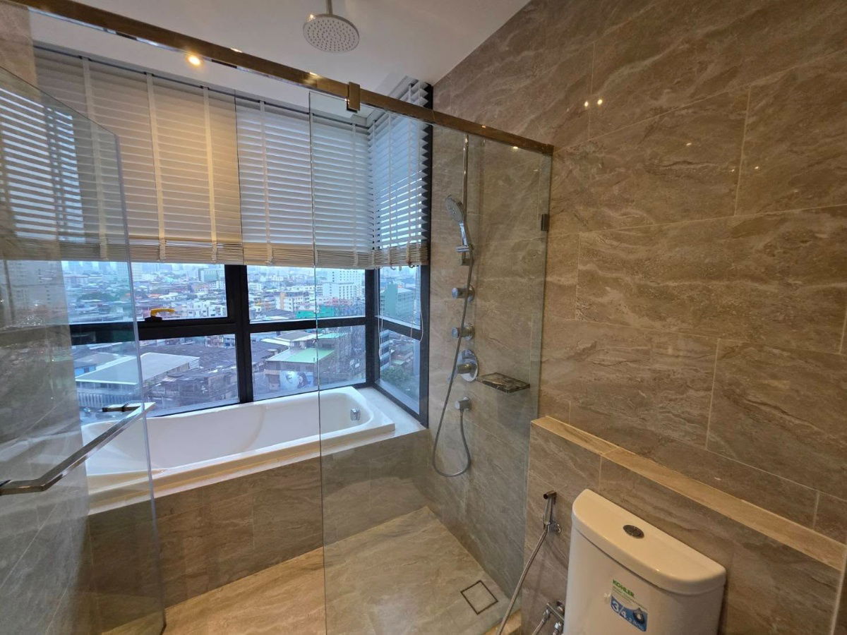 picture For rent ! Ashton Asoke rama 9  - 8/31