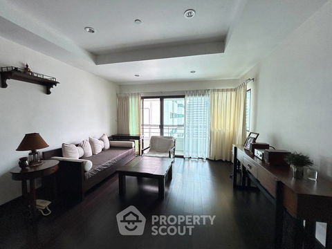คอนโด 2-ห้องนอน ที่ สาธร การ์เด้นส์ ใกล้ MRT สีลม (ID 2218532)