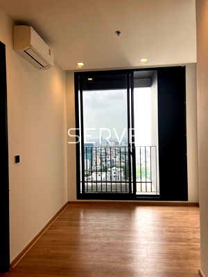 Condos for sale Samsen Wittayalai School : 1 Bed Large Room High Floor Good view & Perfect Location Close to BTS Ari station 220 m  @  Noble Around Ari 