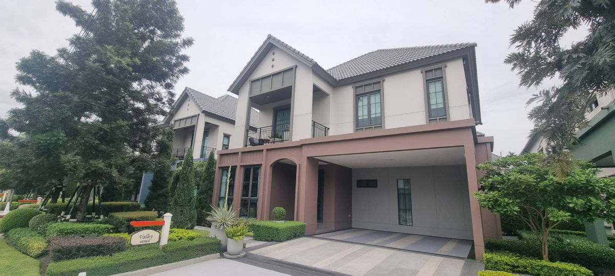 picture Show House for Sale at Saransiri Ratchaphruek 345 A quality project by Sansiri. - 1/13