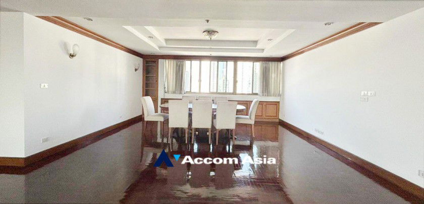 picture 🔼🔽 AccomA 📩 Classic wood-finished condo with large balcony in Sukhumvit (24440) - 3/15