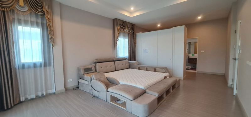 picture Single house for sale, Supalai Pride Sriracha project, great location, near the motorway - 8/13