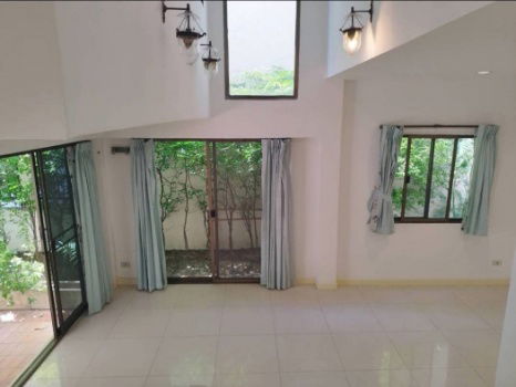 รูป ให้ เช่า บ้านเดี่ยว 4 ชั้น สุขุมวิท 31 40 ตร.วา 282 ตรม. 4 นอน 5 น้ำ ใกล้ BTS พร้อมพงษ์ - รูปที่ 4/8