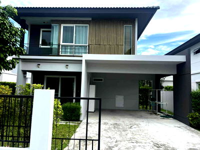 Houses for rent San Kamphang Post Office : Single house for rent, San Kamphaeng, near 4 international schools, on the superhighway