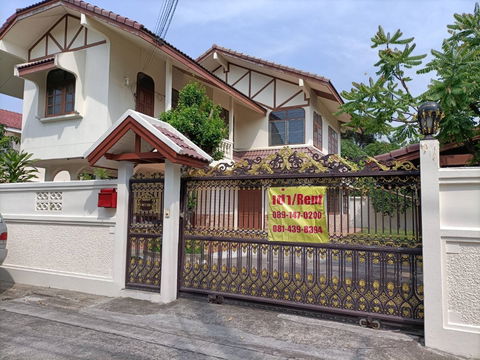 ให้เช่า บ้านเดี่ยว 3 ห้องนอน ที่ ซอยปุณณวิถี 49, ใกล้สถานี BTS ปุณณวิถี