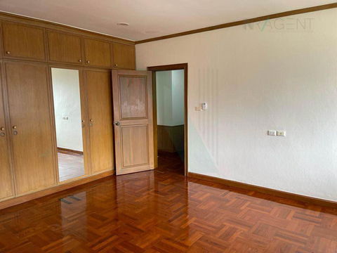 📌 For Rent Condo TOWER PARK Building 1, Floor 12,4 bed room, Room size 363.00 sqm