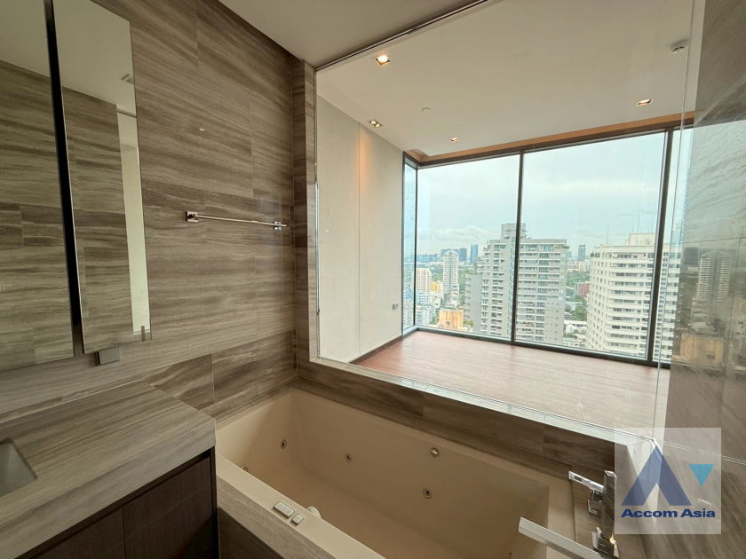 picture 🔼🔽 AccomA 📩  3 BR Condominium @Q1 Sukhumvit (AA44286) - 8/20