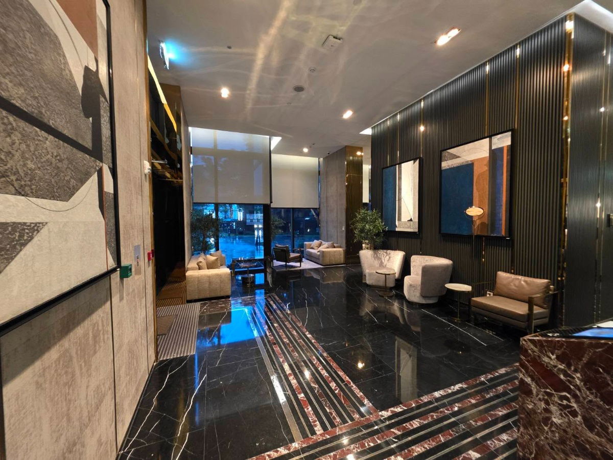 picture For rent ! Ashton Asoke rama 9  - 30/31