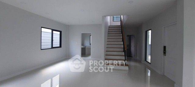 รูป บ้าน 4-ห้องนอน ที่ เซนโทร วิภาวดี ใน ดอนเมือง (ID 2169587) - รูปที่ 8/10