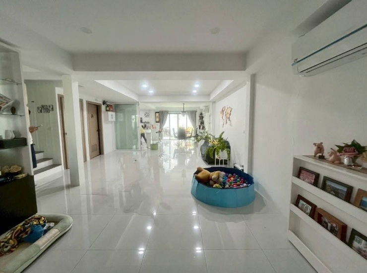 รูป ขายบ้านทาวน์โฮม 2 ชั้น ซอย ปรีดี พนมยงค์41
( Soi Pridi Phanomyong 41 ) - รูปที่ 5/16