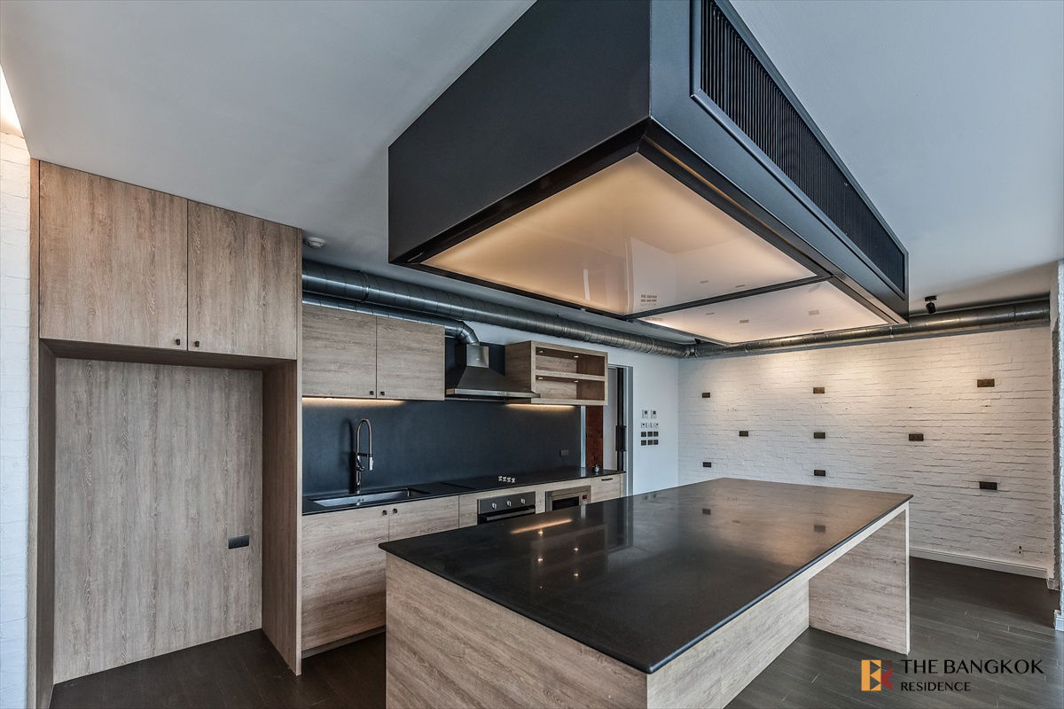 picture Penthouse Condominium 3 🌟 Luxury Penthouse, Large Stylish Finishing near BTS Ekkamai - 15/20