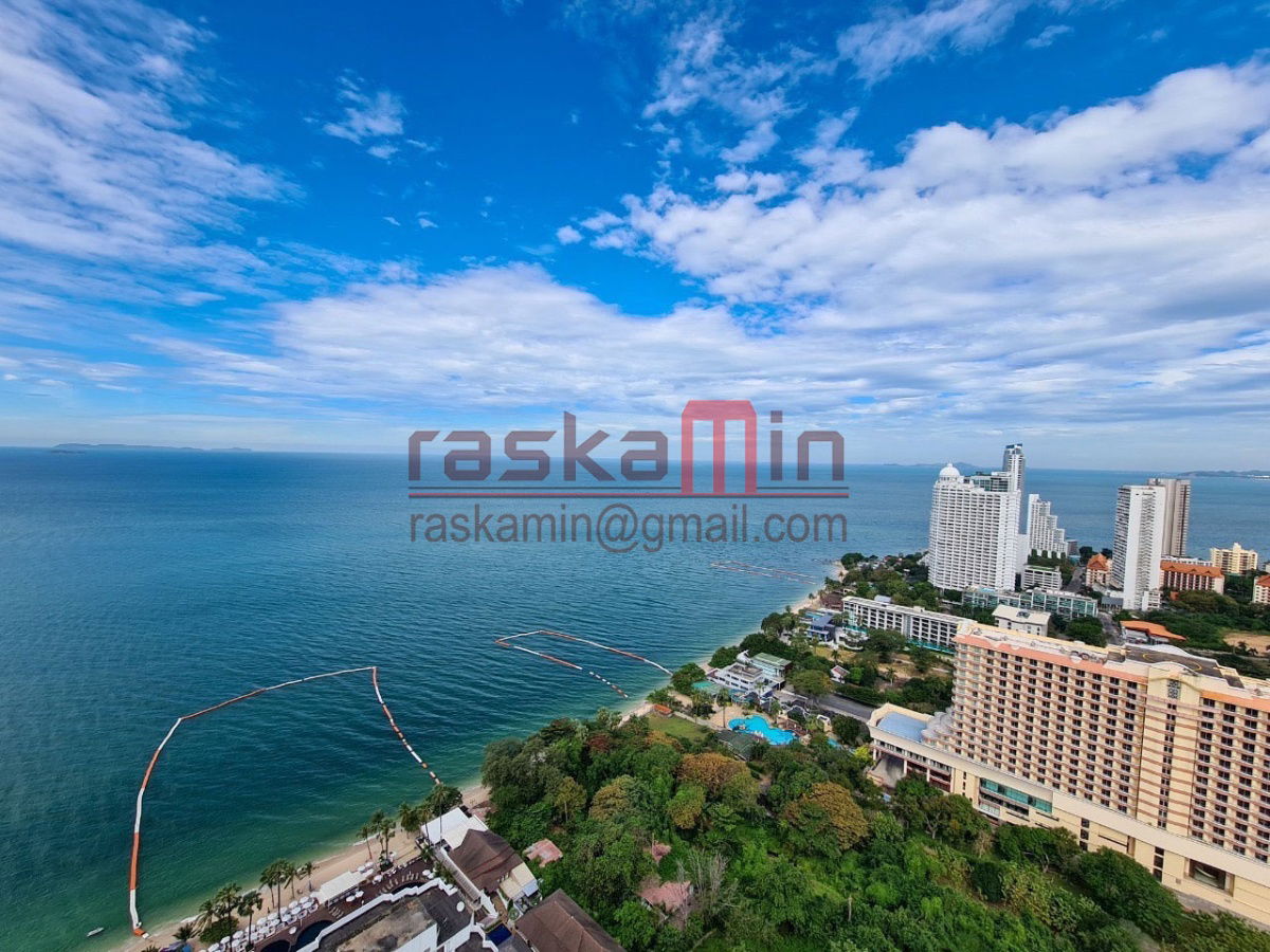 picture For Sale –Duplex High-Floor Unit at Northpoint Condominium - 4/25