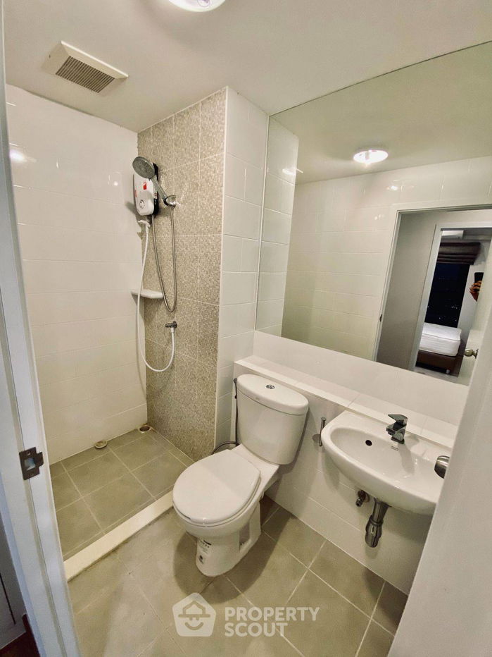 picture 2-BR Condo at Plum Condo Central Station near MRT Sam Yaek Bang Yai (ID 2108004) - 11/16