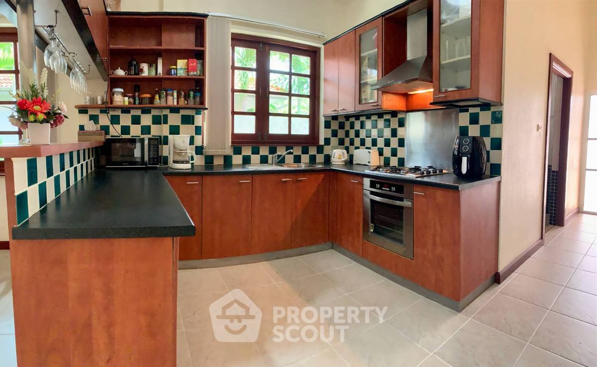 picture 4-BR Villa in Nong Kae (ID 1094572) - 12/25