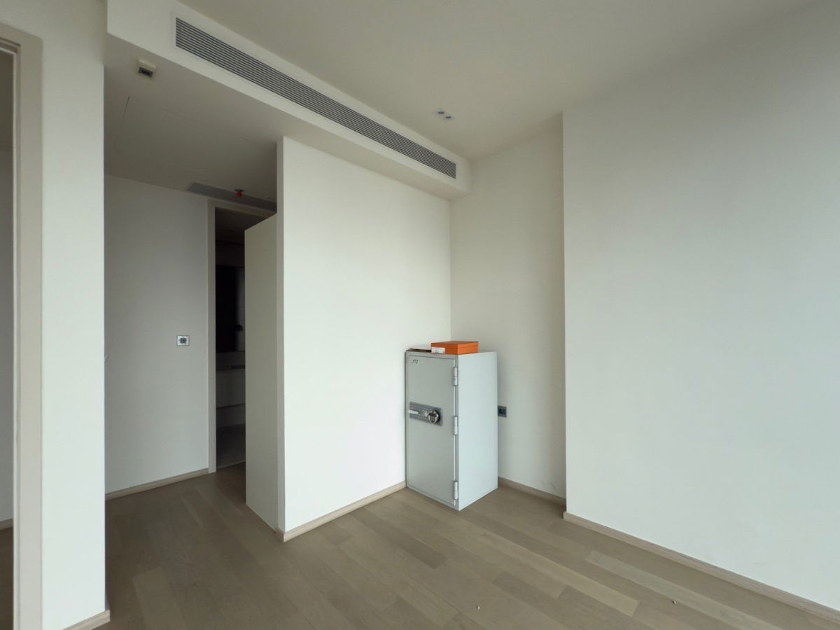 รูป ❖ Rare Unit Penthouse ❖ ชั้น 25+ 185.00 ตร.ม. | 3 ห้องนอน 3 ห้องน้ำ | คอนโดใกล้ BTS ทองหล่อ 190 ม., เมเจอร์ ซีนีเพล็กซ์ สุขุมวิท 550 ม. - รูปที่ 13/20