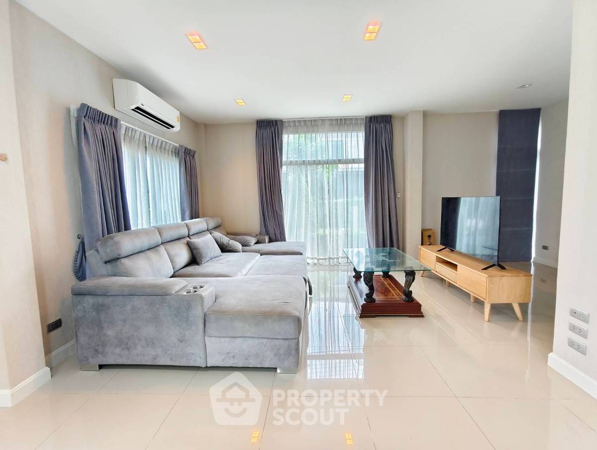 picture 3-BR House at Perfect Place Sukhumvit 77-Suvarnabhumi close to Suvarnabhumi Airport (ID 2221953) - 21/28