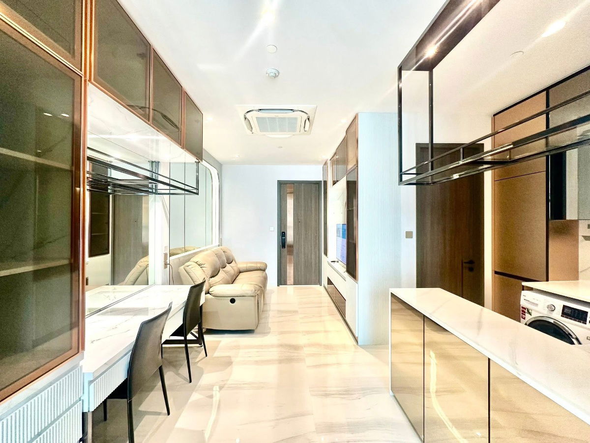 picture For Rent: The Ultimate Landmark in the Heart of Sathorn – SUPALAI ICON SATHORN Walkable distance to Silom–Sathorn area 🏙️🤍 - 3/8