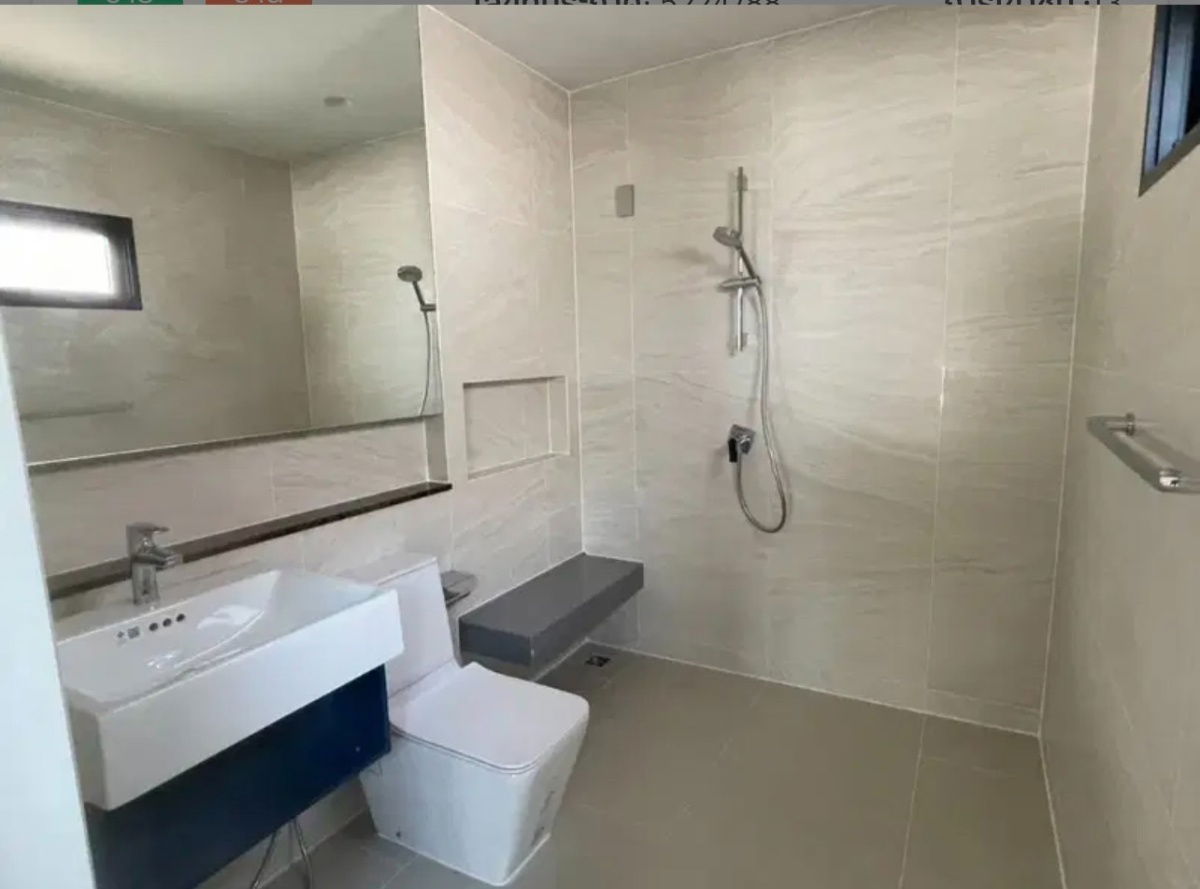 picture Don’t Miss Out! Beautiful House No. 199/4  Prime location near Si Saman Expressway, right next to a golf course! , Setthasiri Krungthep–Pathumthani 2 - 12/26