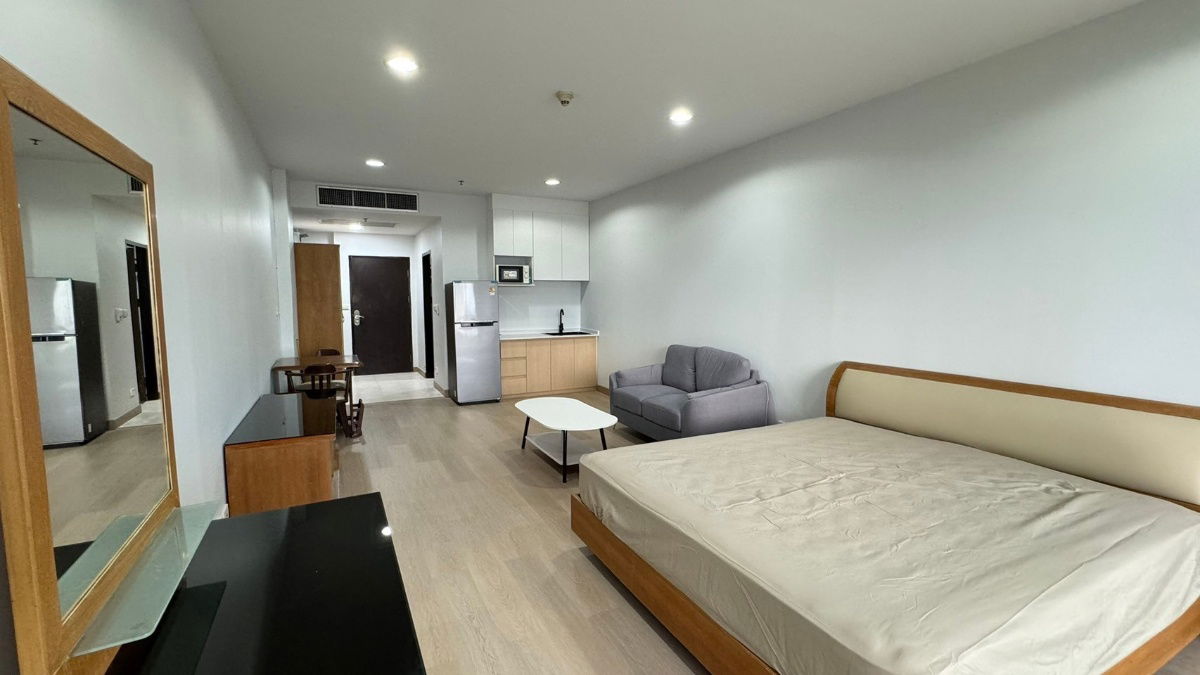 รูป ให้เช่า Platinum condominium ชั้น 19 - รูปที่ 2/13