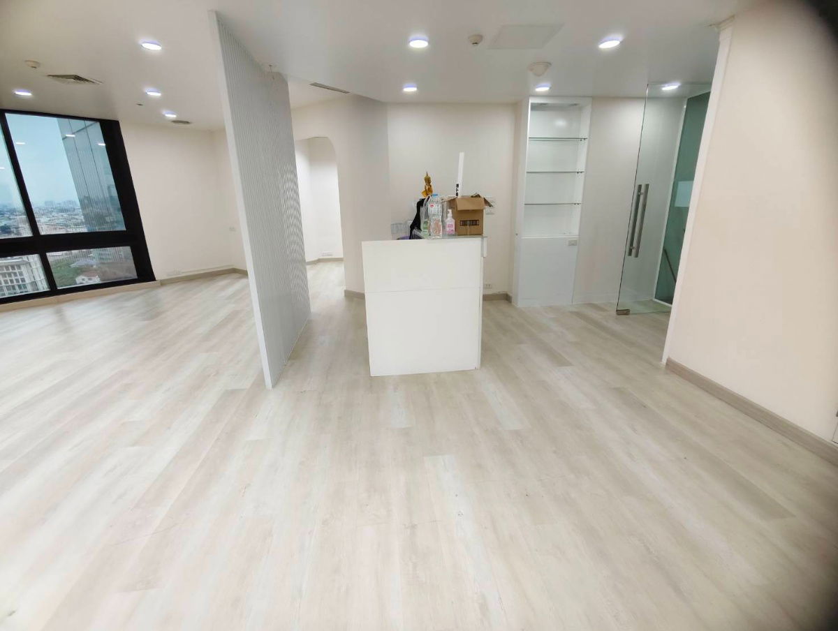 รูป ให้เช่า  สำนักงาน   ที่ อาคารเซ็นทรัล ทาวเวอร์ 1,  - รูปที่ 1/8