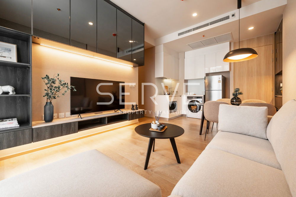 รูป Modern Style 2 Beds High Fl. Good Location in Asoke Area BTS Asok & MRT Sukhumvit 500 m. / For Rent-Noble BE19 - รูปที่ 1/12