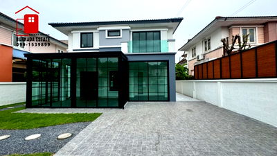 บ้านเดี่ยว รพ.ซีจีเอช สายไหม : ขายบ้านเดี่ยวรีโนเวทใหม่ ขนาด 51 ตรว. เนเบอร์โฮม วัชรพล สุขาภิบาล5 