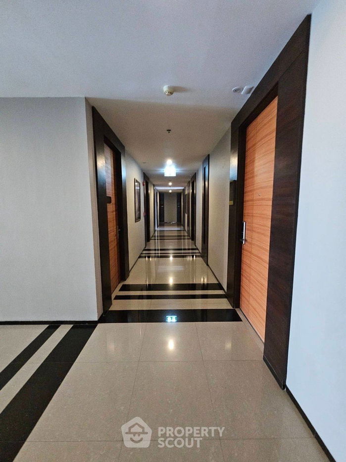 picture 1-BR Condo at The Address Sukhumvit 28 near BTS Phrom Phong (ID 2223196) - 10/10