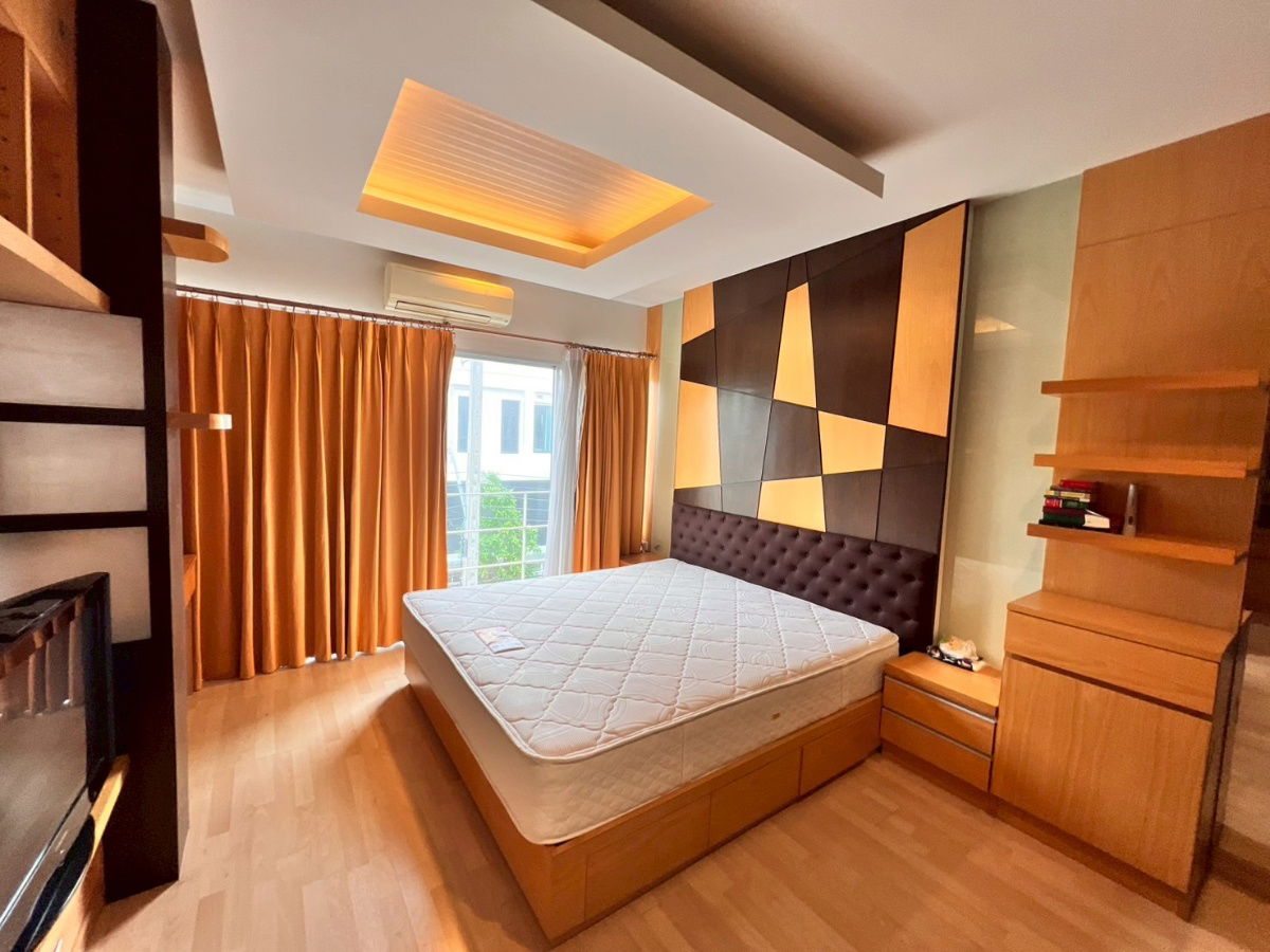 รูป 🏡 ขายด่วน! Noble Cube พัฒนาการ ทาวน์โฮมหรู 3 ชั้น 3 ห้องนอน พร้อมอยู่ เพียง 8.7 ล้าน [NCh250701] - รูปที่ 2/22