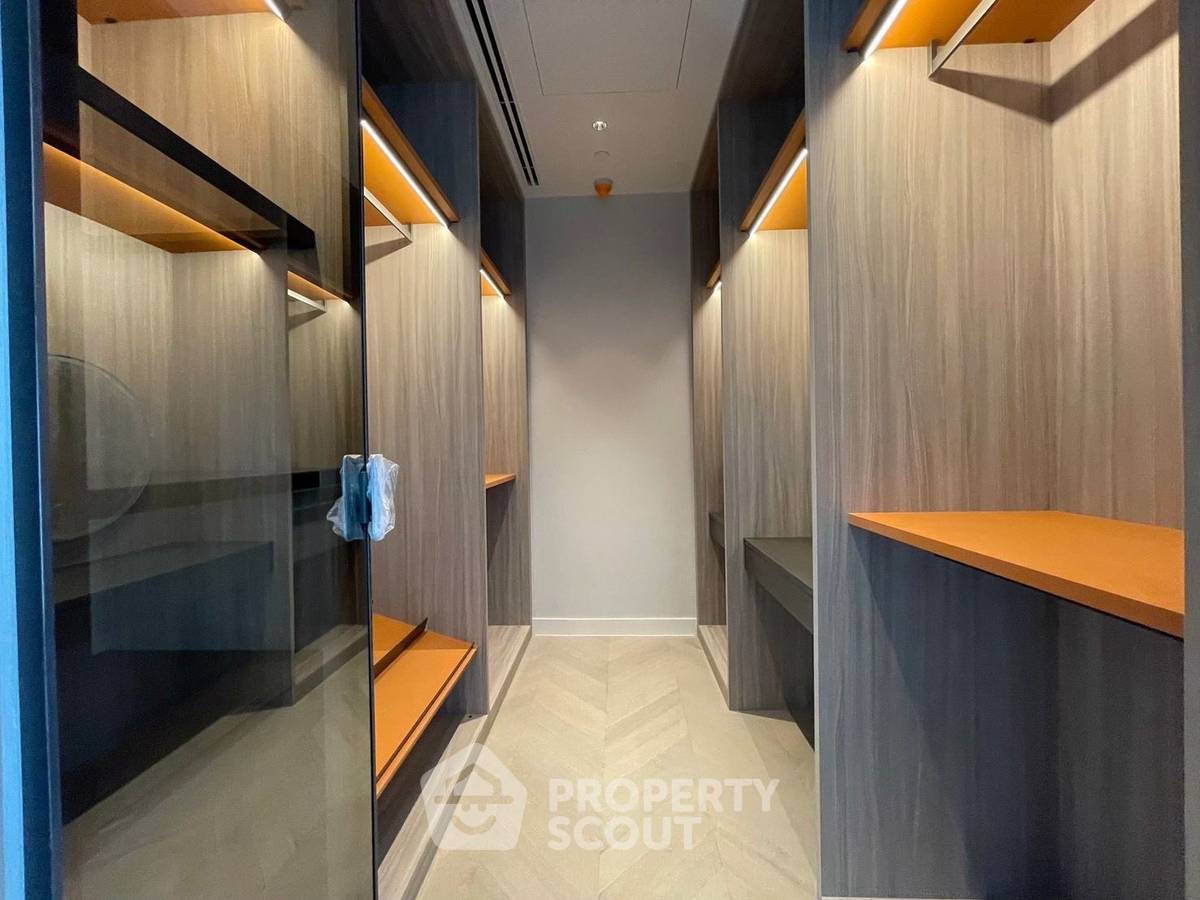 picture 2-BR Condo at One 89 Wireless near MRT Lumphini (ID 2034257) - 4/11