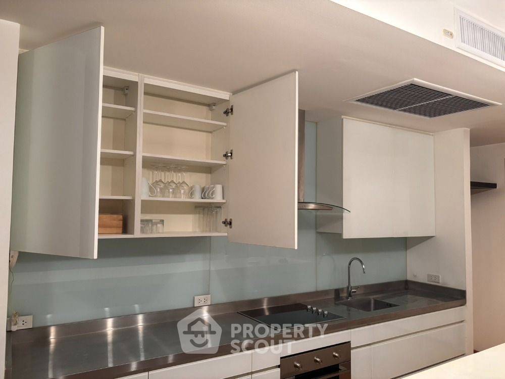 picture 2-BR Condo at Issara @ 42 Sukhumvit Condominium near BTS Ekkamai (ID 2225546) - 9/40