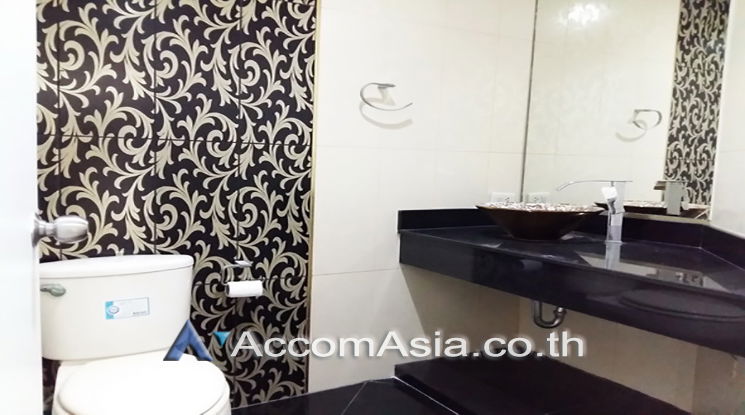 picture 🔼🔽 AccomA 📩 Modern-style condo with multiple balconies and scenic views (1516442) - 6/11