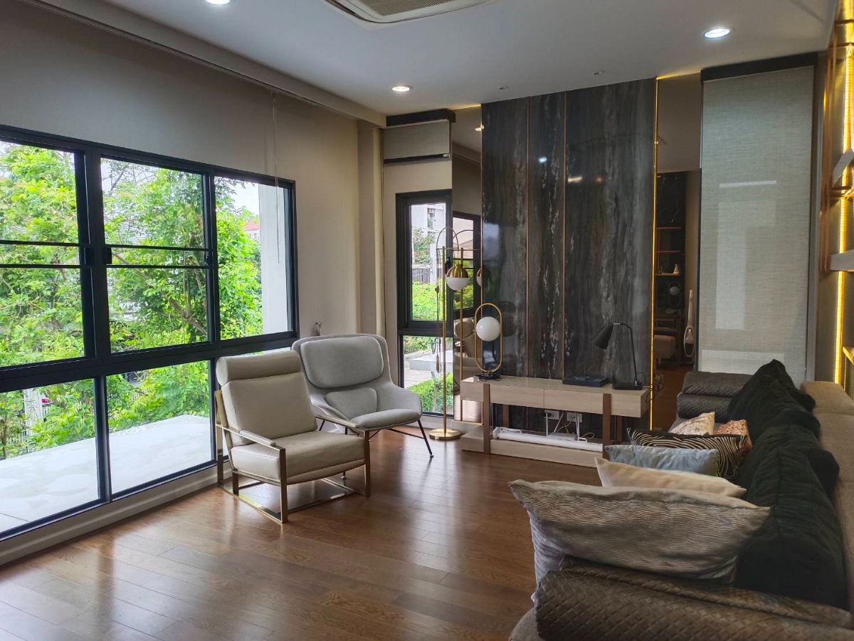 picture  3-bedroom detached house for sale in Mooban Nara Botanic Srinakarin, Yellow line Lasalle Skytrain Station - 12/18