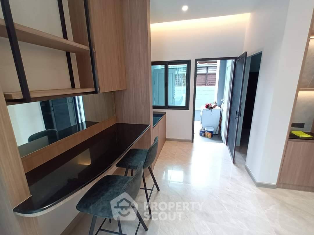 picture 4-BR House near ARL Ramkhamhaeng (ID 2226122) - 10/18