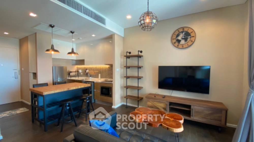 picture 2-BR Condo at The Saint Residences near MRT Phahon Yothin (ID 1484751) - 1/11