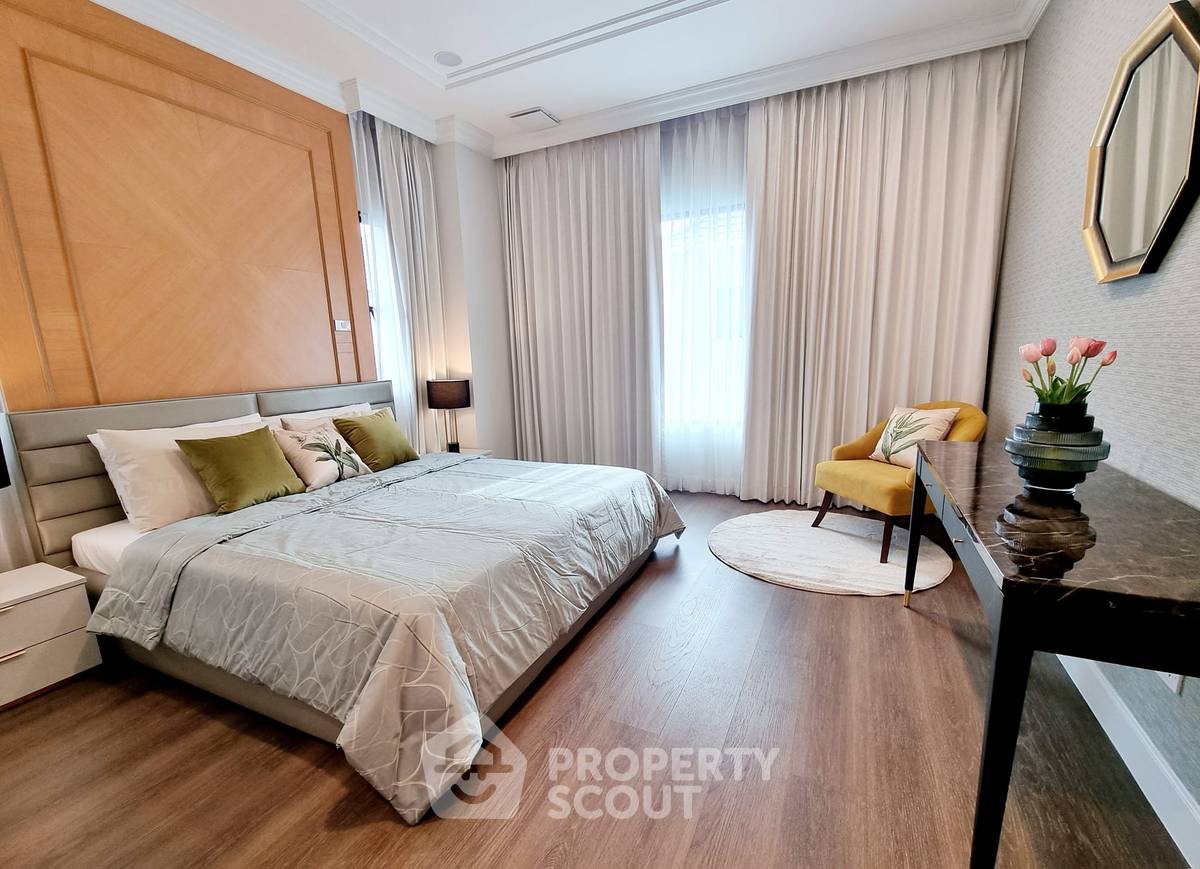 picture 5-BR House at Nantawan Rama 9 - New Krungthep Kreetha in Saphan Sung (ID 1511066) - 6/11