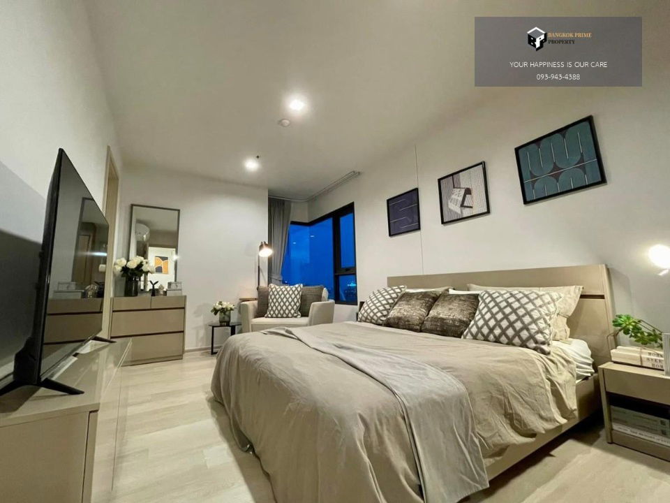 picture Life One Wireless | Fully decorated contemporary style with embassy facing #2025072411064 - 1/6