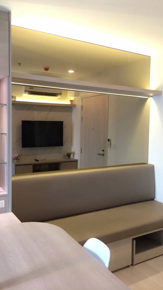 picture Life Asoke MRT Phetchaburi High floor - 4/11
