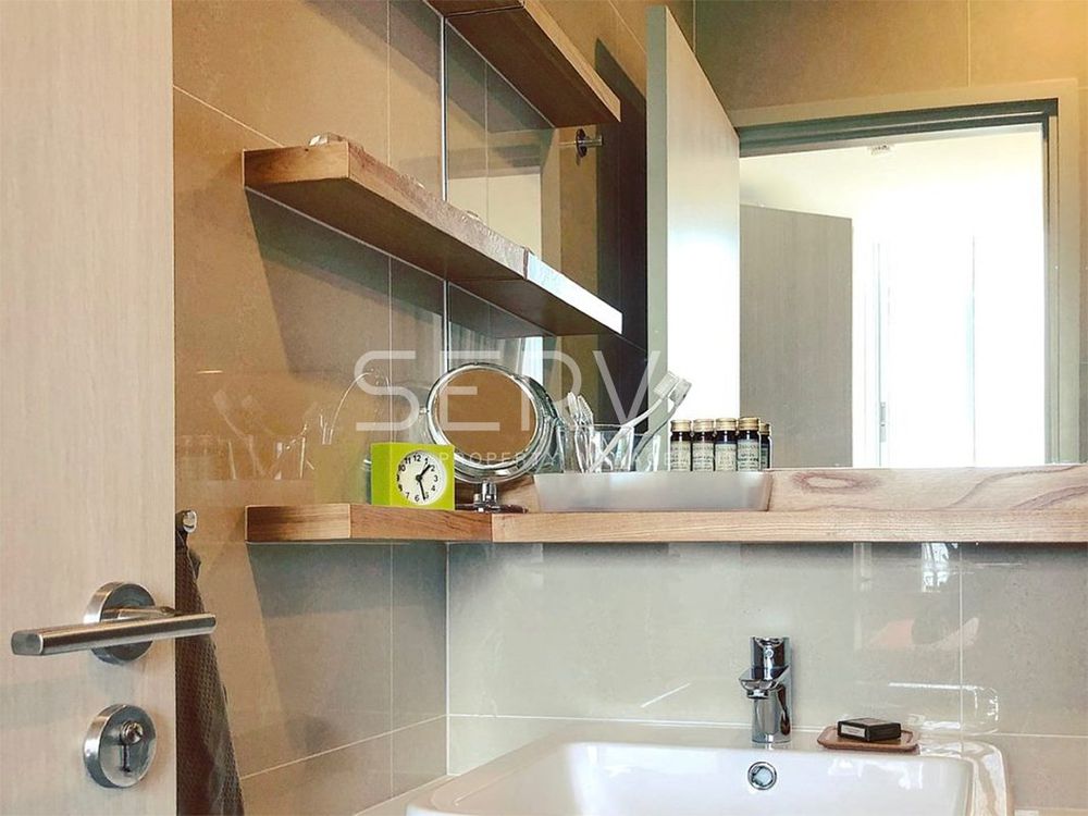 picture Corner Unit 1 Bed Nice & Bright on High fl. 15+ (Unblock View) Next to MRT 80 m. / Condo For Rent-Noble Revolve Ratchada 1 - 10/11