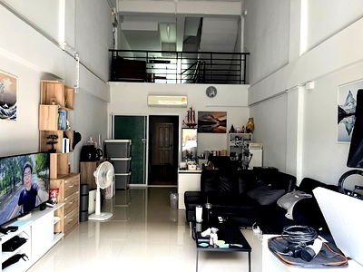Home office for sale Samut Sakhon : 🏢 For Sale – 3.5-storey Commercial Building in Tulip Square Aomnoi & Sena Kith Phetkasem 120