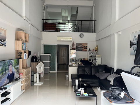 🏢 For Sale – 3.5-storey Commercial Building in Tulip Square Aomnoi & Sena Kith Phetkasem 120